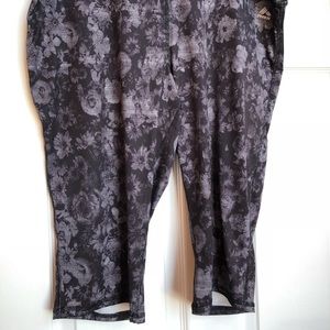 Capri Length Compression Leggings